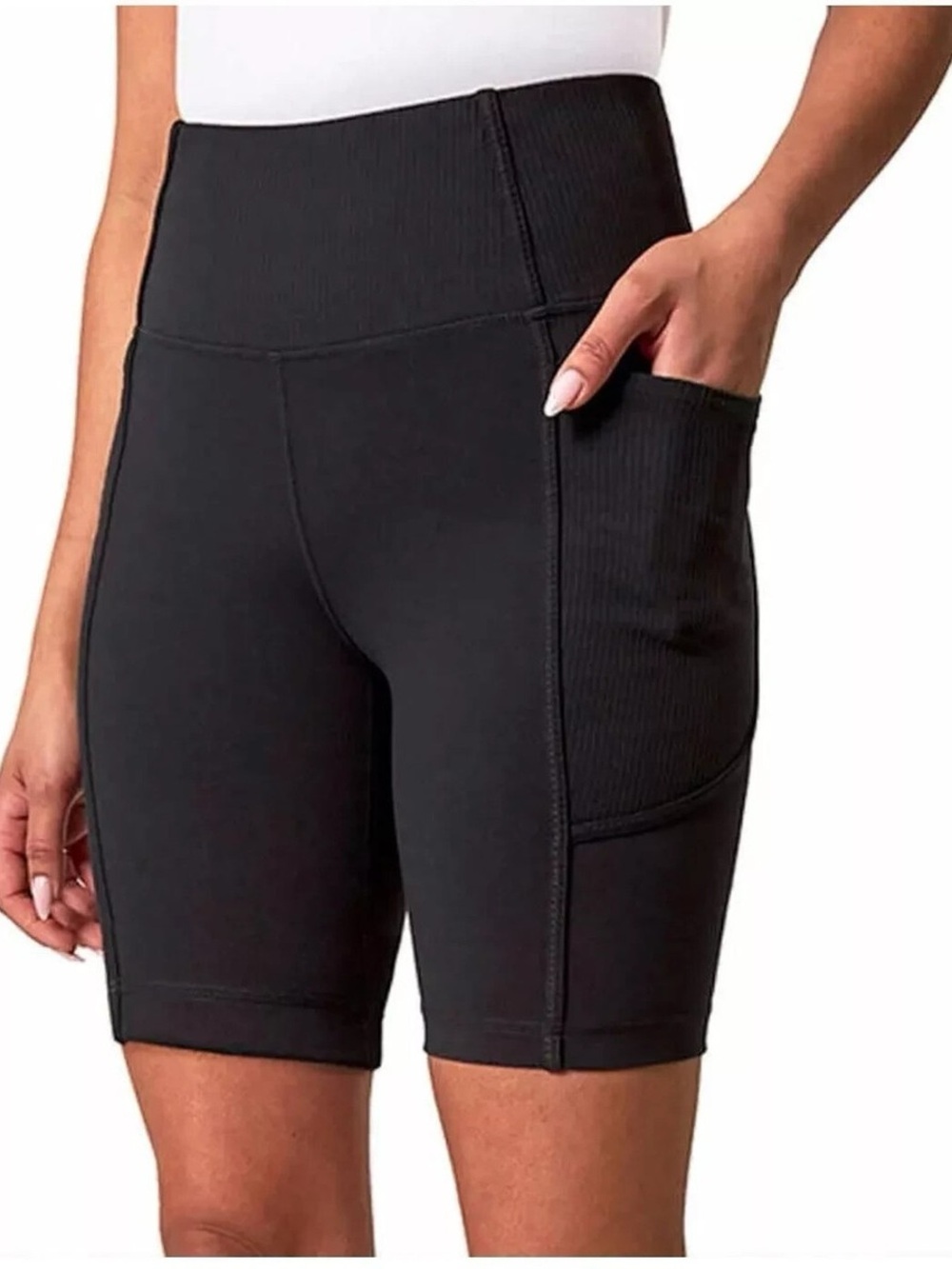 Mondetta High Waist 8" Bike Shorts